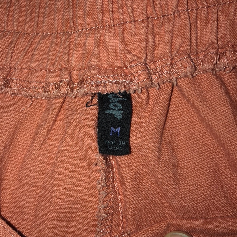 Shorts - Picture 2 of 4